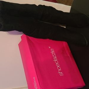 Women's Black Suede 3 inch knee heel knee high Boots size 11 never worn